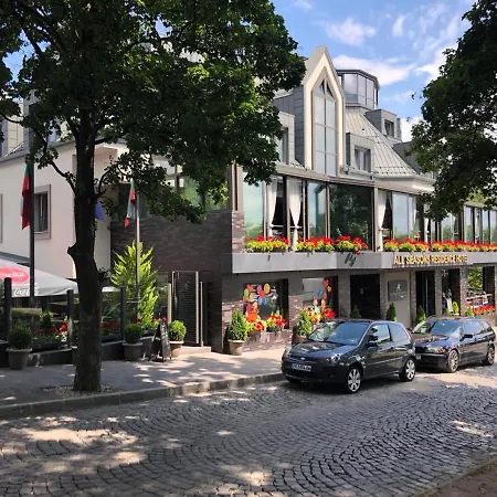 Seasons Design - Free Parking 5* Sófia