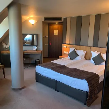 Hotel Seasons Design - Free Parking 5*