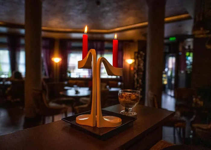 Hotel Seasons Design - Free Parking