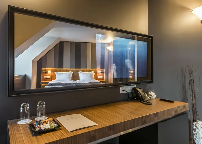 Hotel Seasons Design - Free Parking 5*