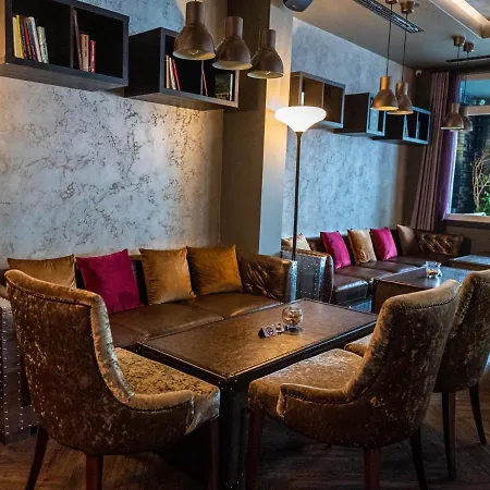 Seasons Design - Free Parking Hotel Sofia