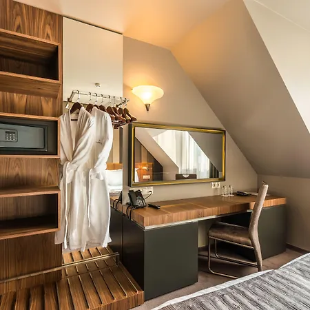 Hotel Seasons Design - Free Parking Sofie