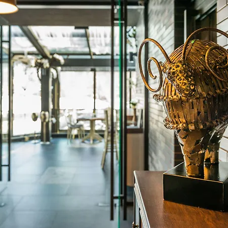 מלון Seasons Design - Free Parking סופיה