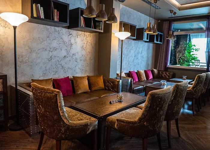 Seasons Design - Free Parking Hotel Sofia