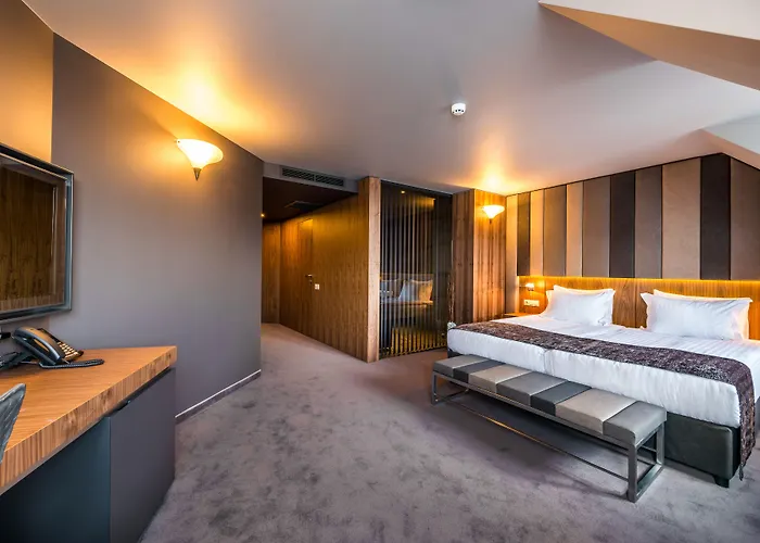 Hotel Seasons Design - Free Parking Sofia